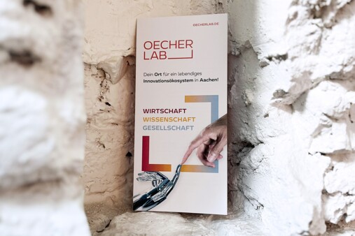 Printdesign Aachen: Neue Flyer für das OecherLab der Stadt Aachen